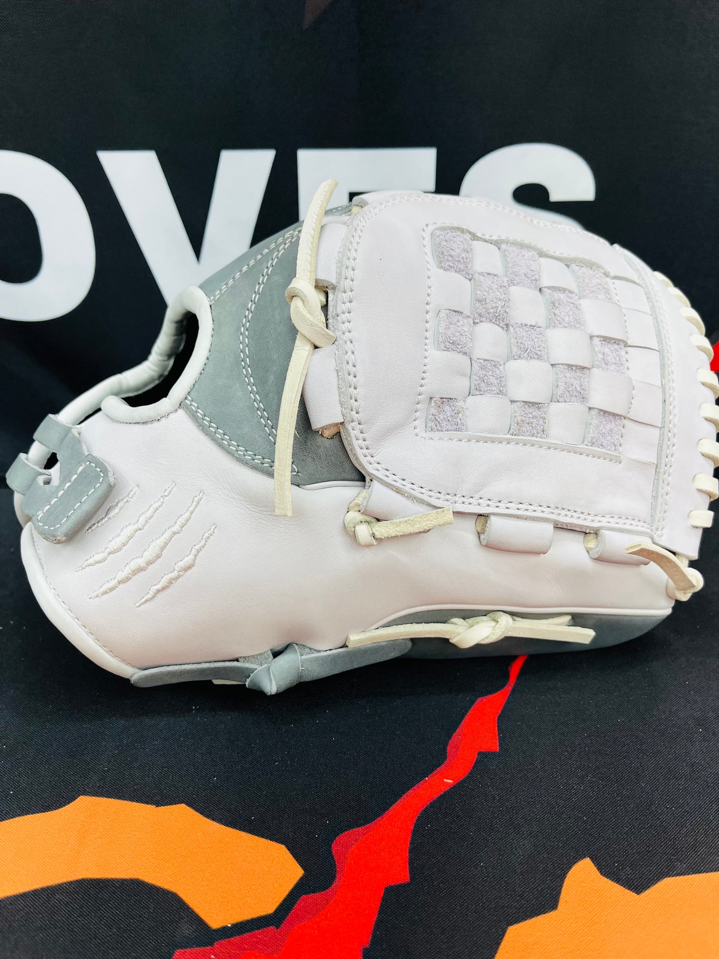 12" RHT & LHT PRO GRADE BASKET WEB WHITE/GRAY