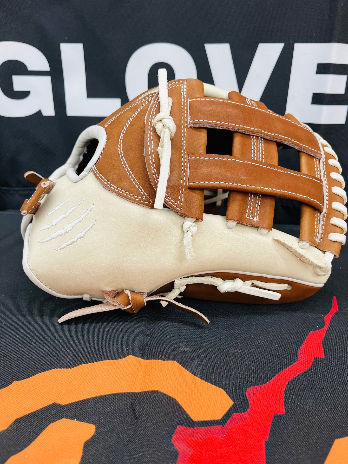 RHT PRO GRADE H-WEB BEIGE AND MOCHA