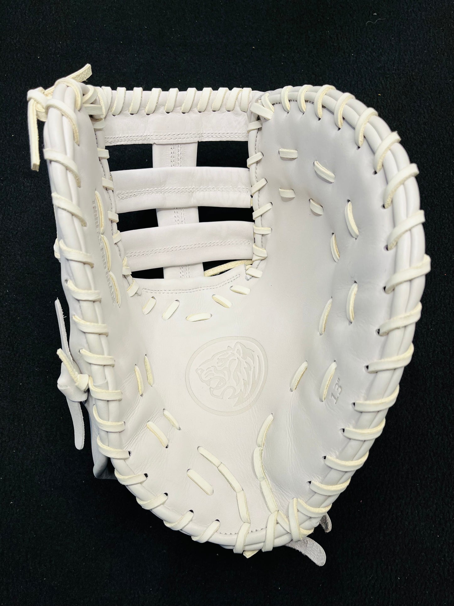 FIRST BASE MITT RHT WHITEOUT