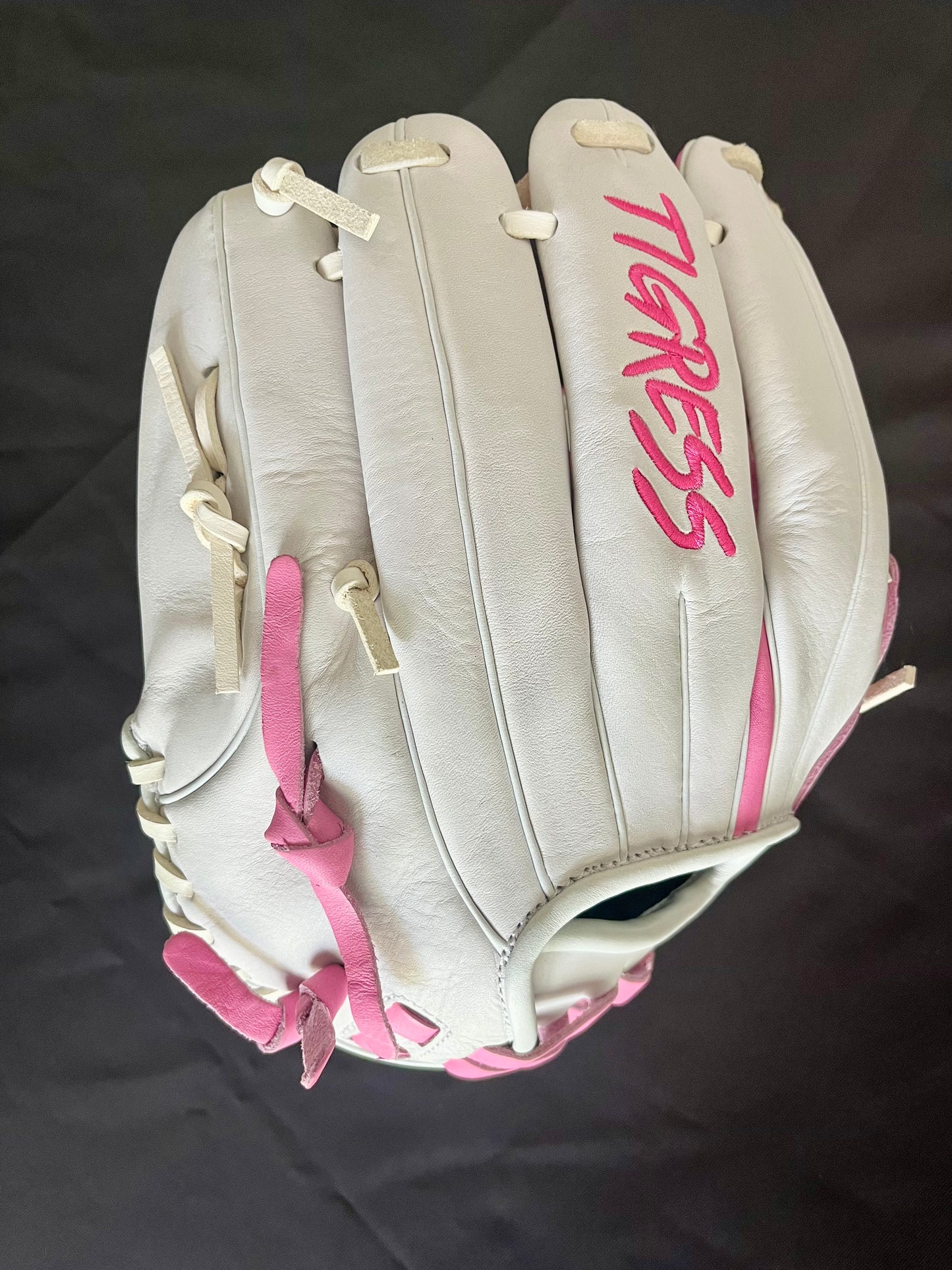 RHT PRO GRADE H-WEB WHITE AND PINK