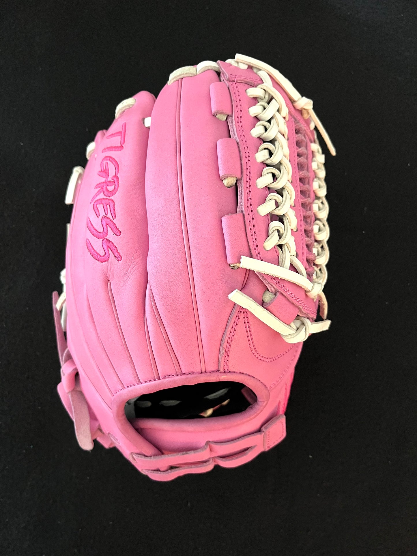 RHT TARAN ALVELO WEB PINK CINCH WRIST