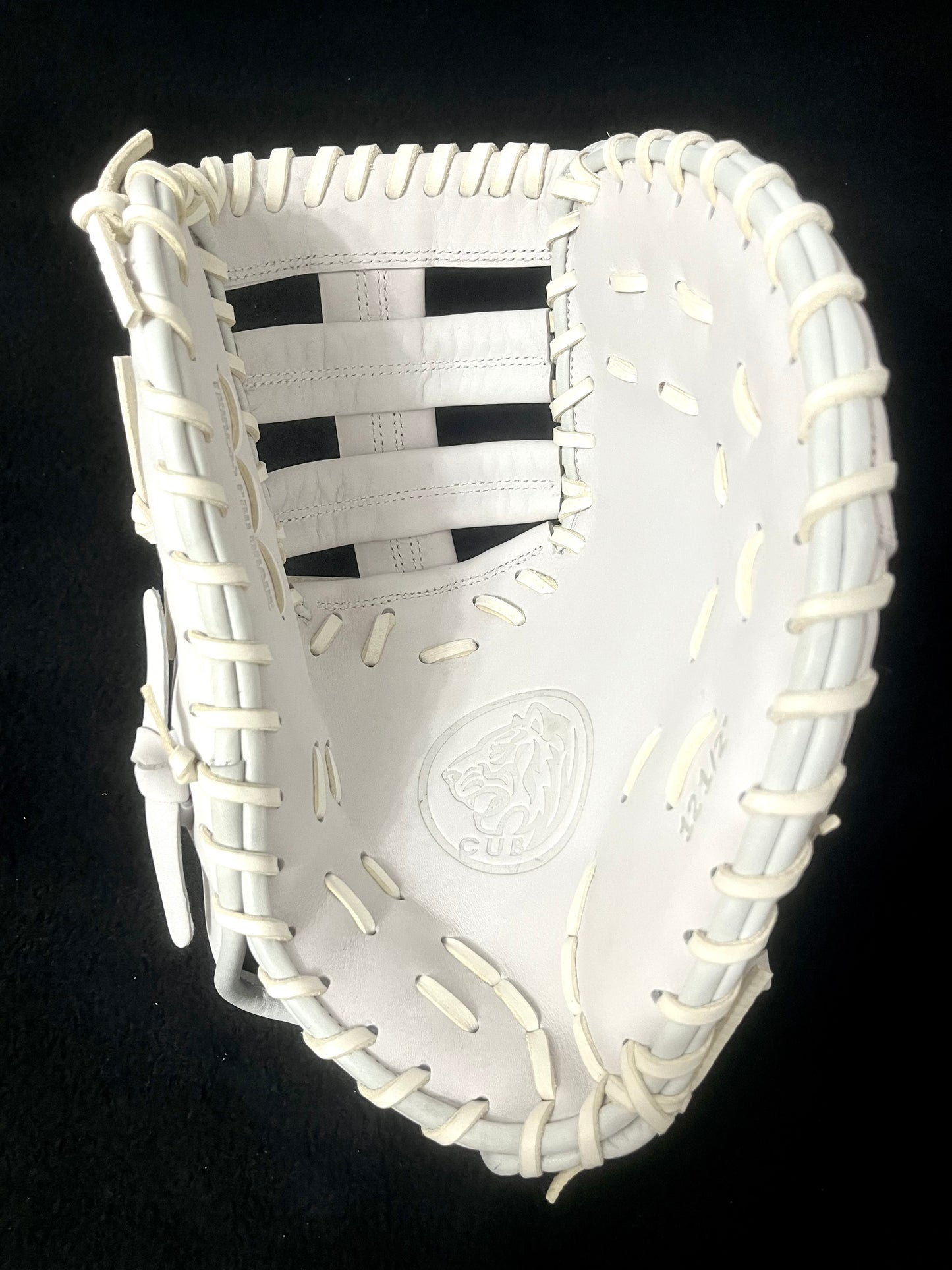 CUB FIT PRO GRADE 12.5" FIRST BASE MITT (RHT AND LHT) W/LIGHT BLUE LOGOS