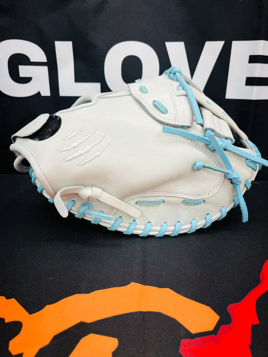 CUB 33" RHT CATCHERS MITT CAROLINA BLUE LACE