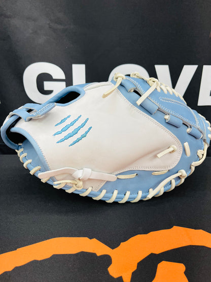 34" PRO GRADE RHT CATCHER’S MITT TWIN LADDER, CINCH WRIST, LIGHT BLUE AND WHITE