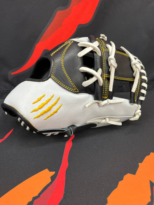 PRO KIP RHT I-WEB WHITE, BLACK AND GOLD