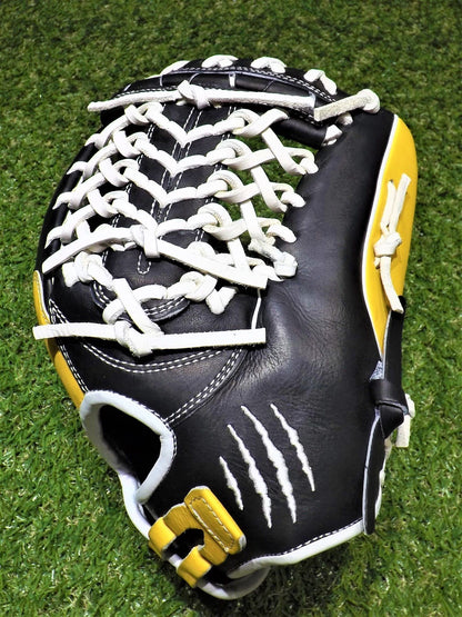 RHT 11.5" B-15 WEB BLACK, WHITE AND YELLOW CINCH WRIST