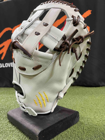 PRO GRADE RHT CATCHER’S MITT H-WEB, CINCH WRIST