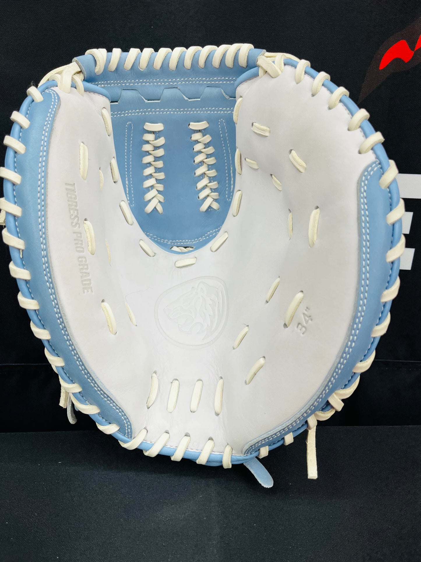 34" PRO GRADE RHT CATCHER’S MITT TWIN LADDER, CINCH WRIST, LIGHT BLUE AND WHITE