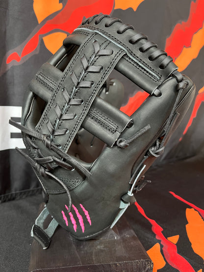 PRO KIP RHT T-LACE BLACK AND PINK