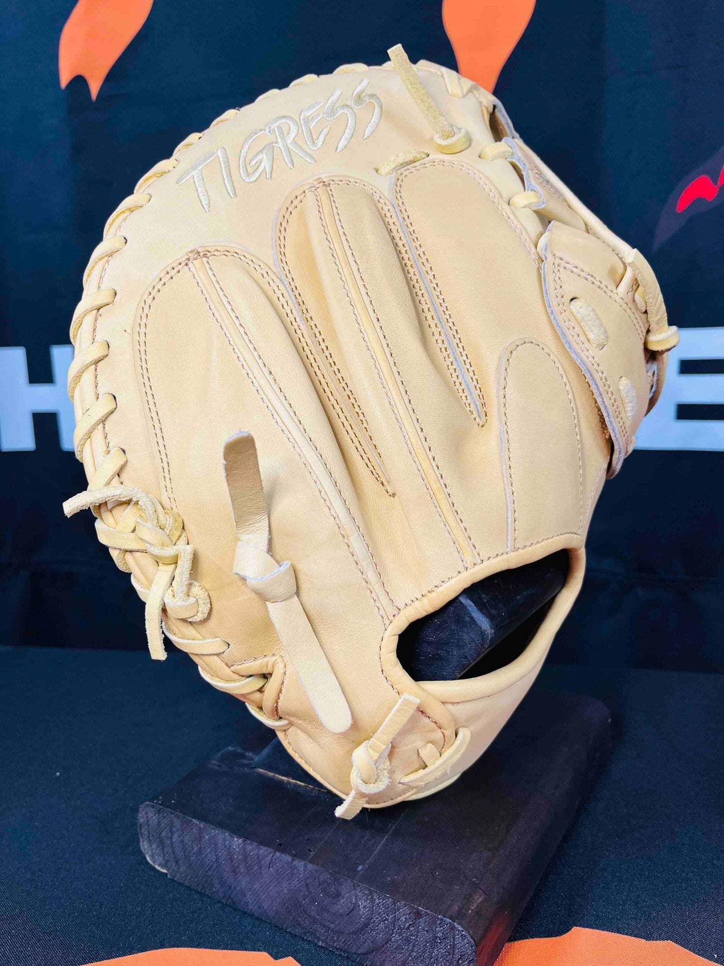 PRO GRADE RHT CATCHER'S MITT H-WEB CAMEL