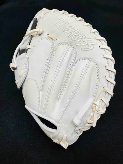 PRO GRADE LEFT HAND THROW CATCHER'S MITT