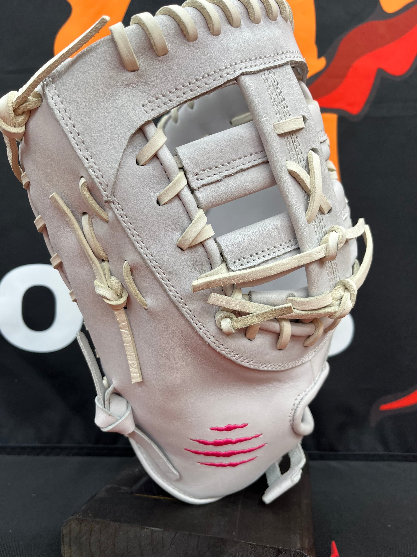 LHT FIRST BASE MITT, WHITE, PINK LOGO, CINCH WRIST 12.75