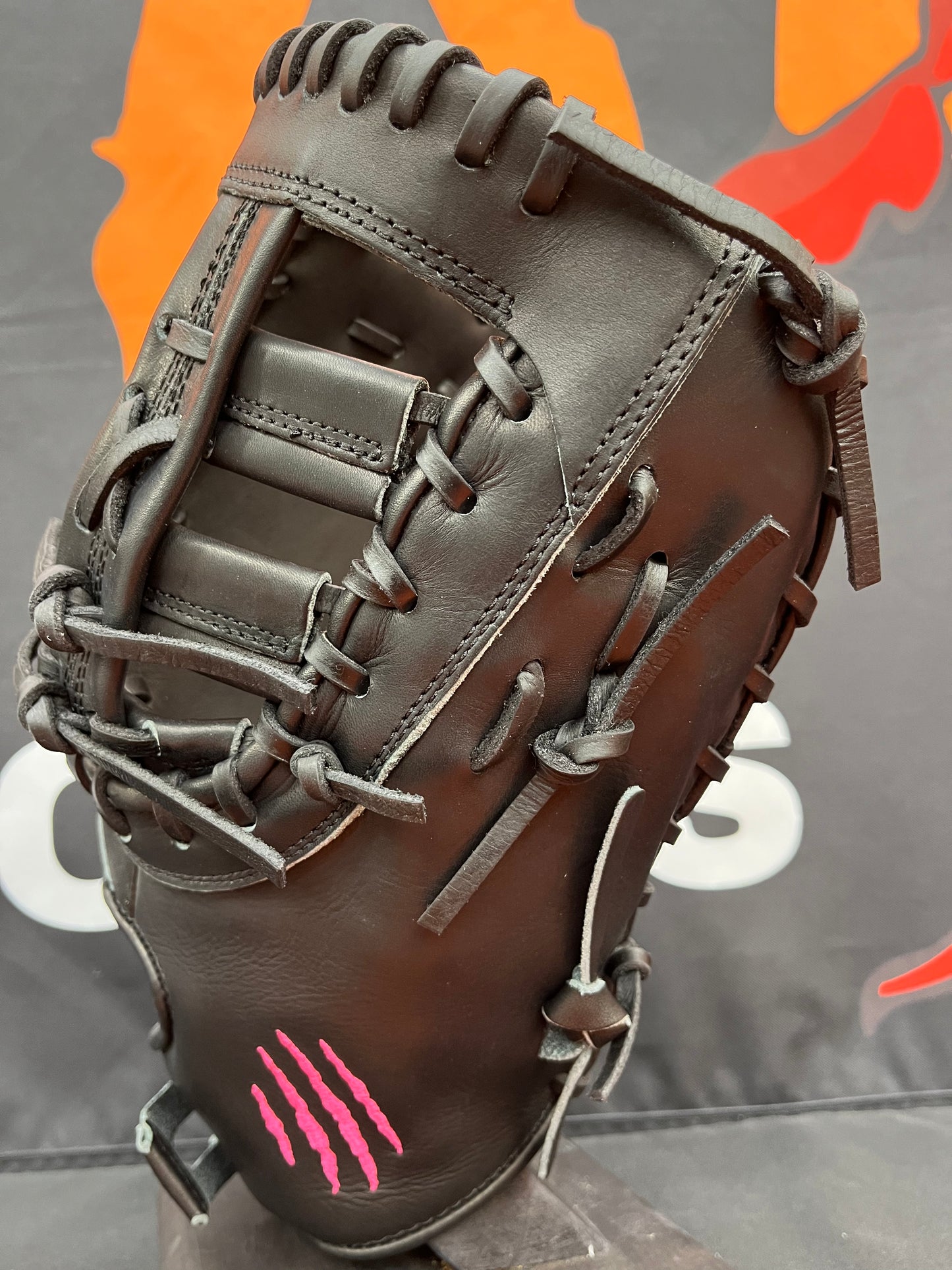 RHT FIRST BASE MITT, BLACK, PINK LOGO, CINCH WRIST 12.75"