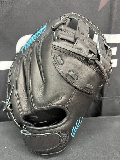 CUB 33" CATCHER'S MITT RHT BLACK WITH LIGHT BLUE LOGO