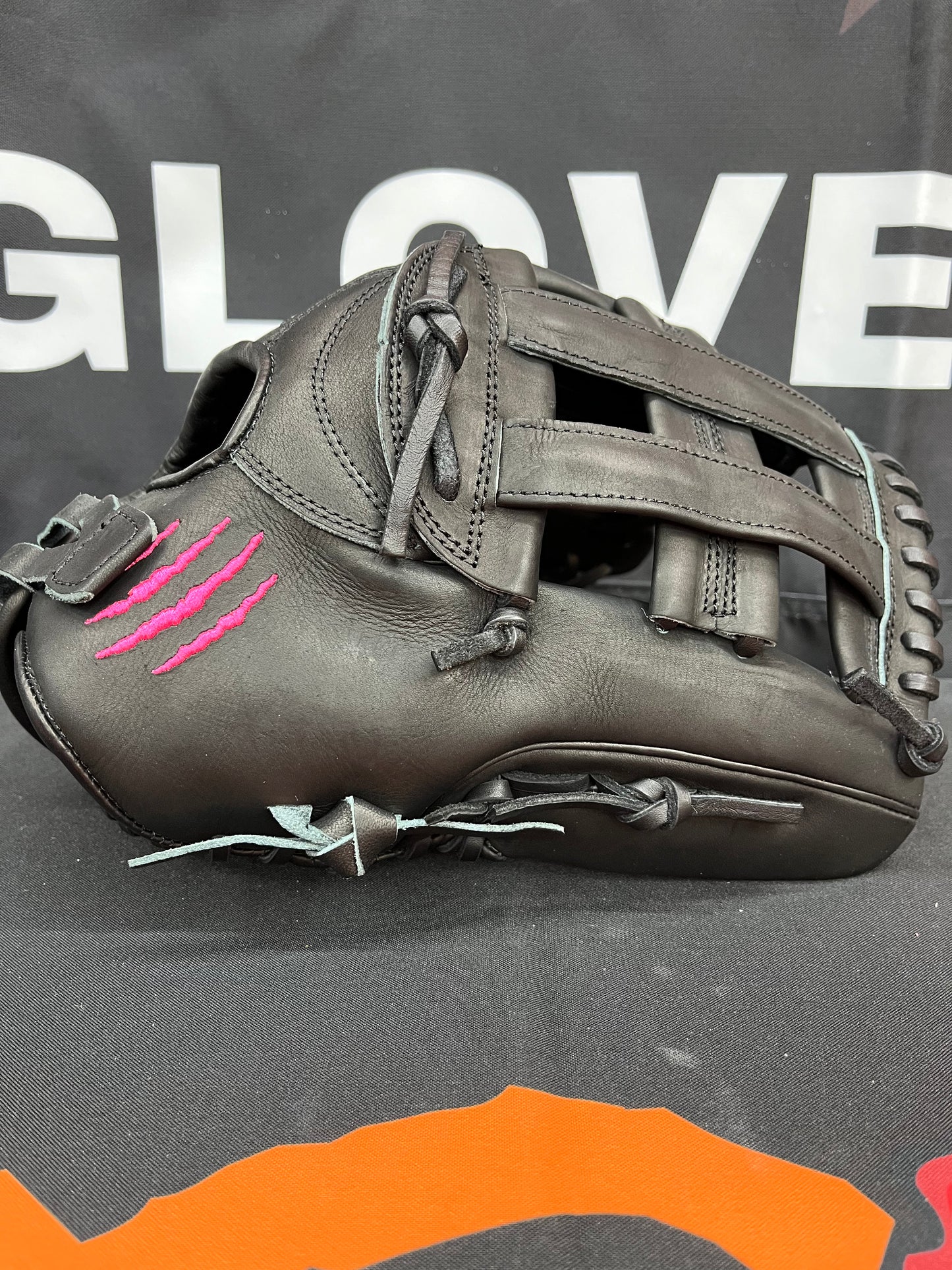 PRO KIP RHT H-WEB BLACK AND PINK