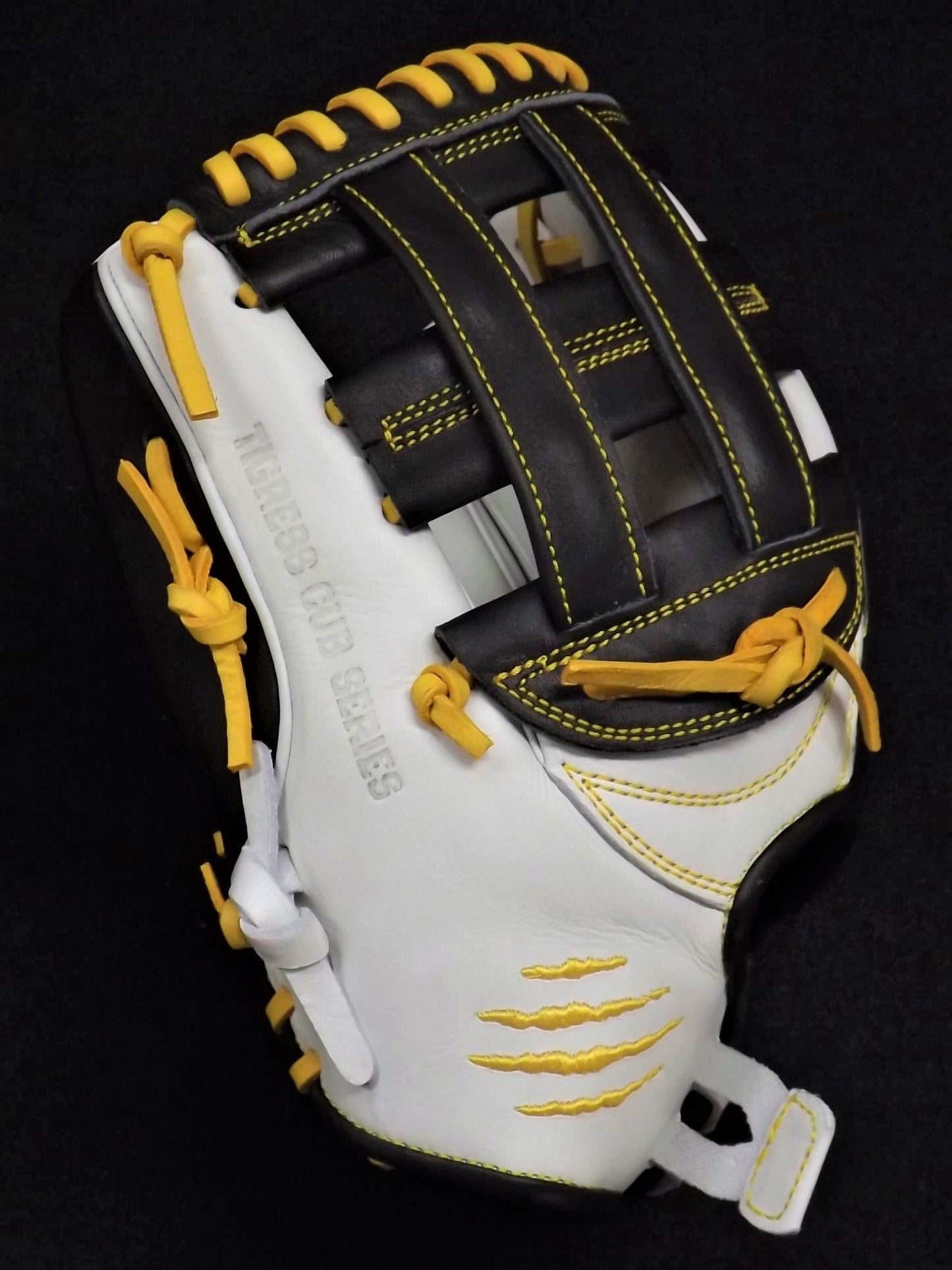 CUB SERIES H-WEB BLACK, WHITE AND YELLOW