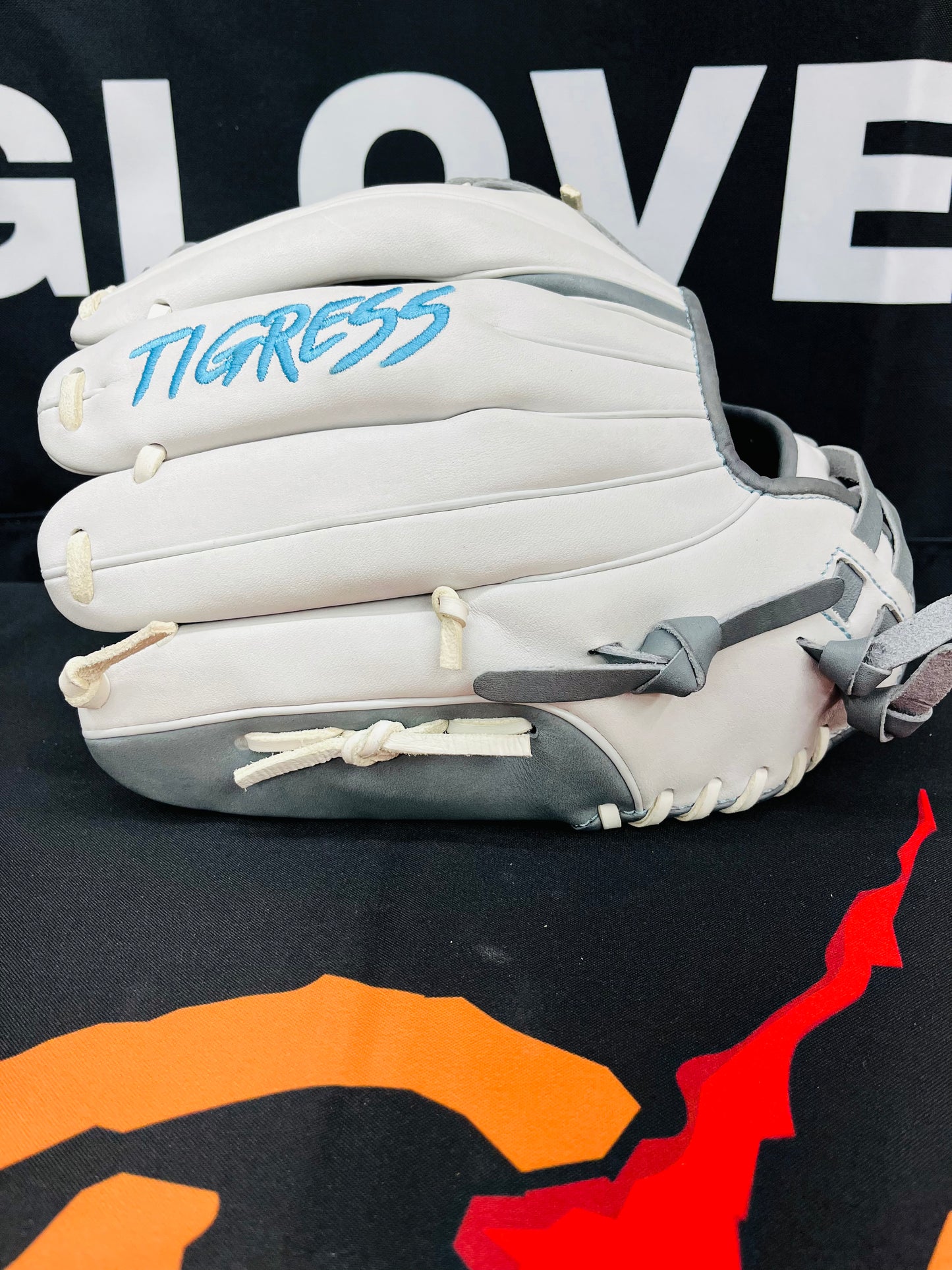 RHT PRO GRADE H-WEB WHITE, GRAY AND LIGHT BLUE