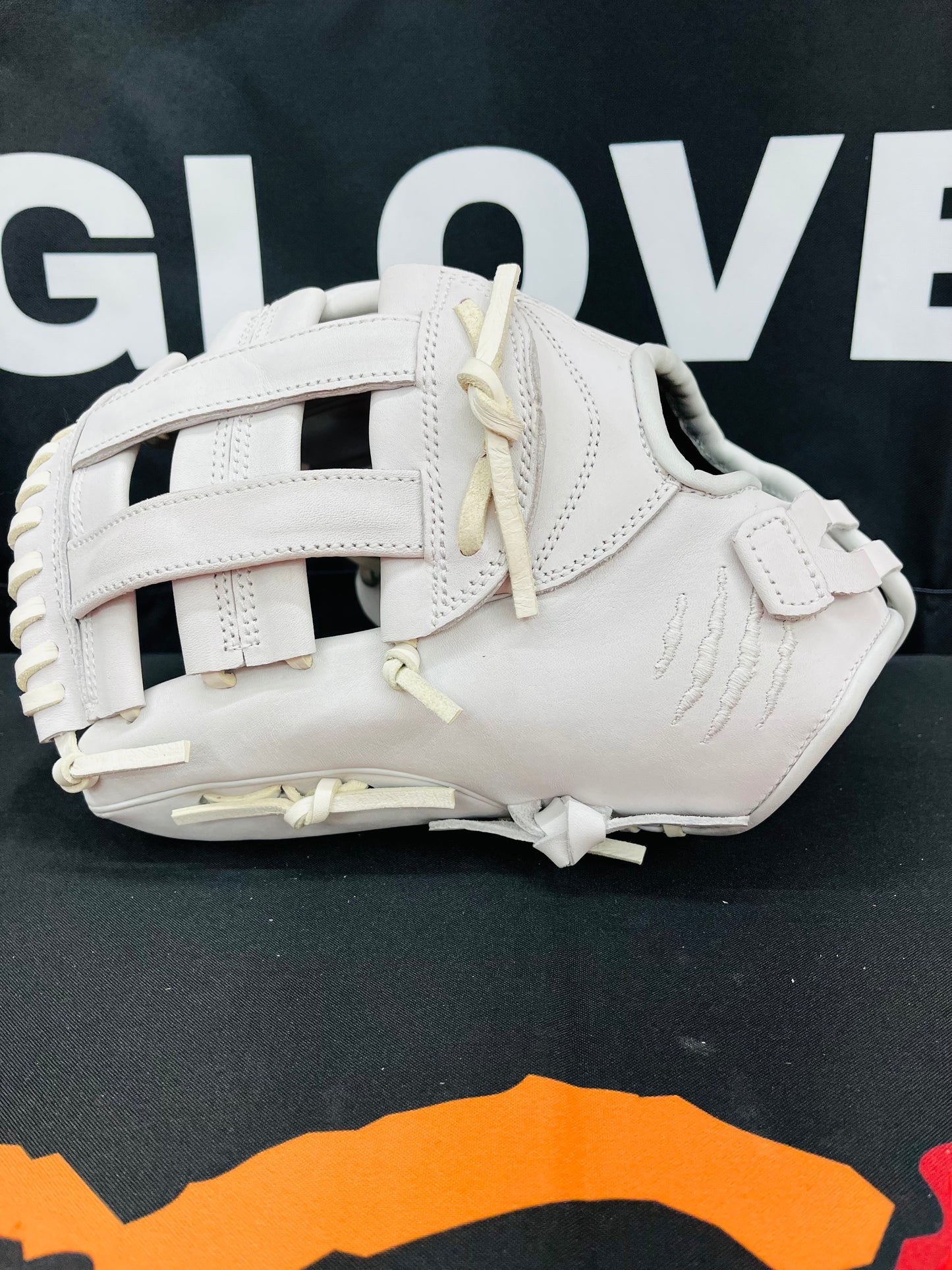 PRO GRADE WHITEOUT USA STEERHIDE H-WEB