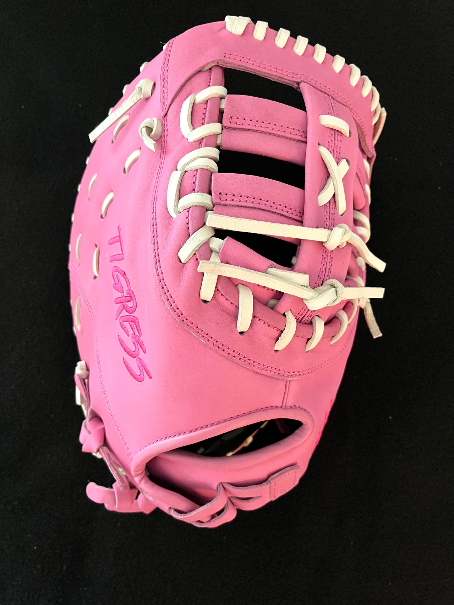 FIRST BASE MITT, PINK W/PINK LOGO CINCH WRIST RHT