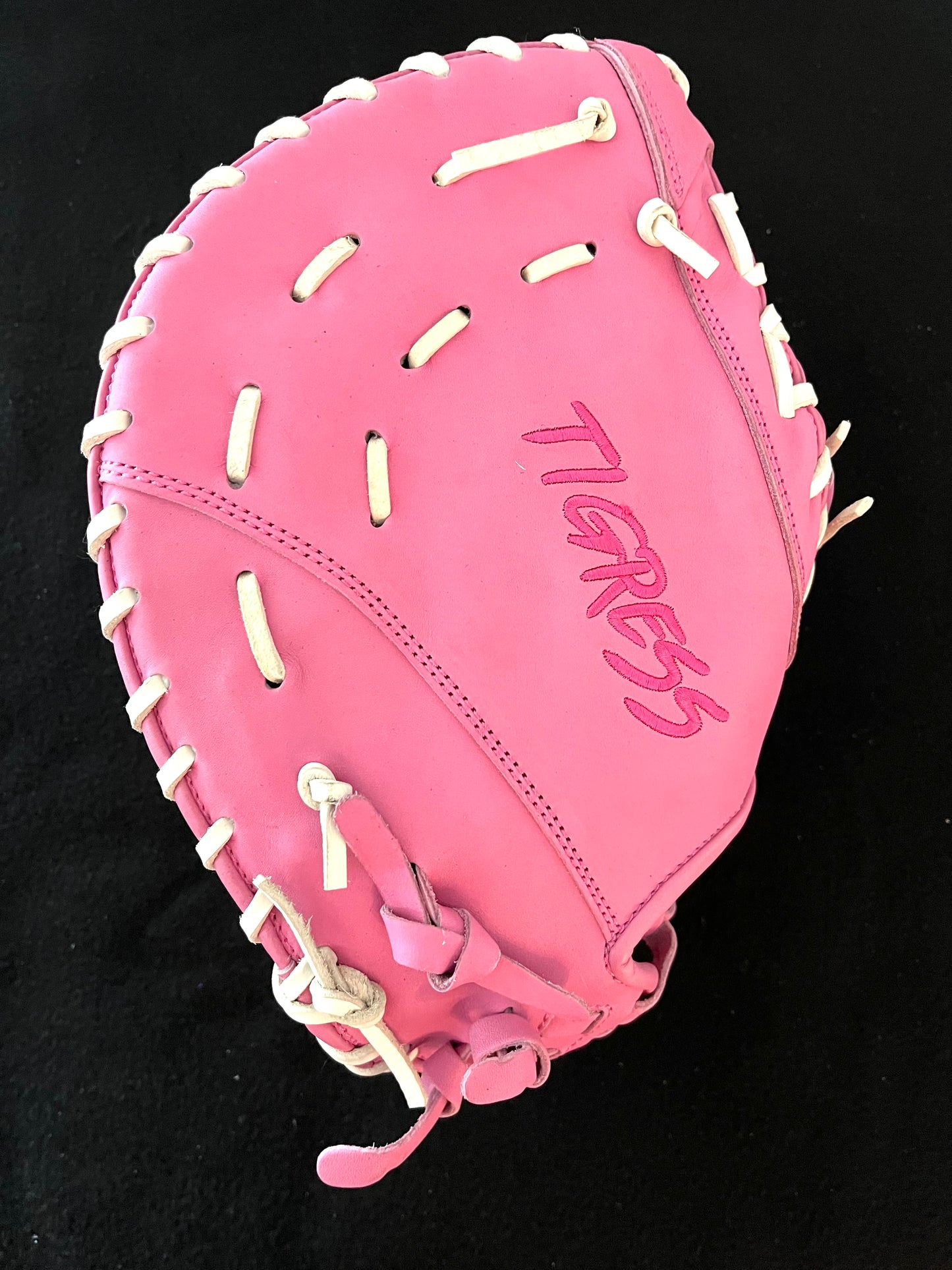 FIRST BASE MITT, PINK W/PINK LOGO CINCH WRIST RHT