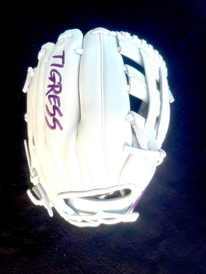CUB SERIES WHITE H-WEB PURPLE LOGO