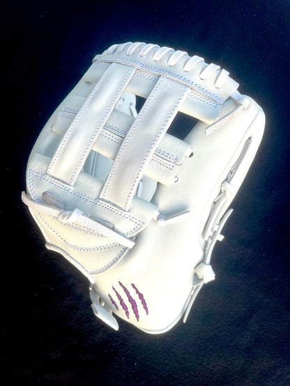 CUB SERIES WHITE H-WEB PURPLE LOGO
