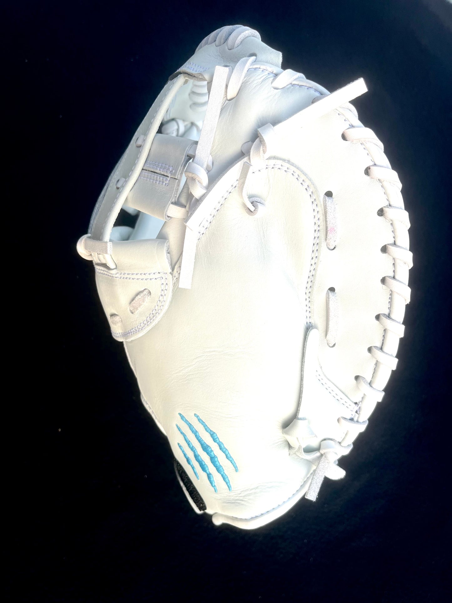 CUB 33" CATCHER'S MITT WHITE WITH LIGHT BLUE LOGO