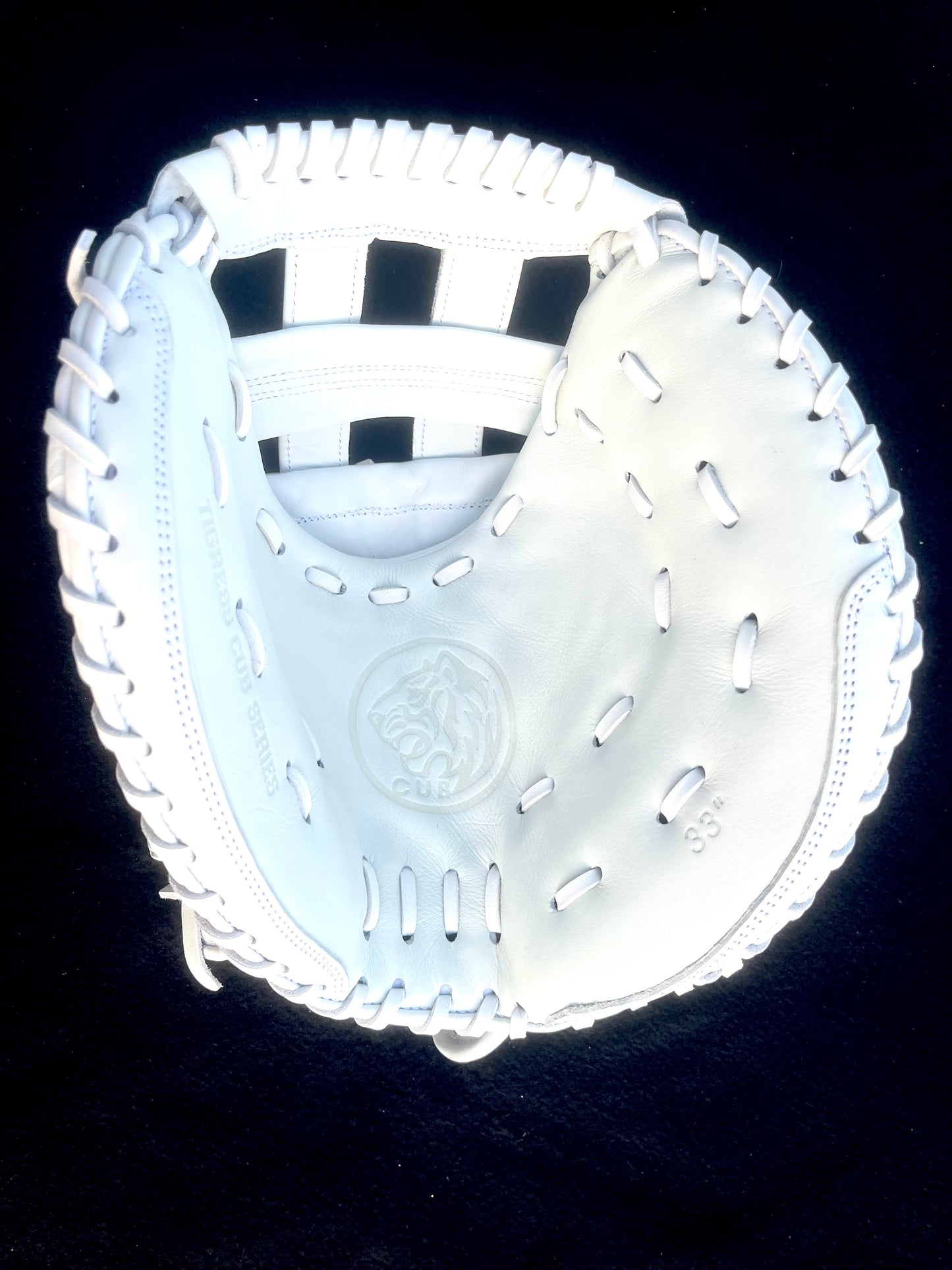 CUB 33" CATCHER'S MITT WHITE WITH LIGHT BLUE LOGO