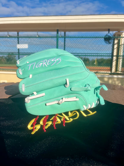 LIMITED EDITION MINT