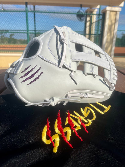 CUB SERIES WHITE H-WEB PURPLE LOGO