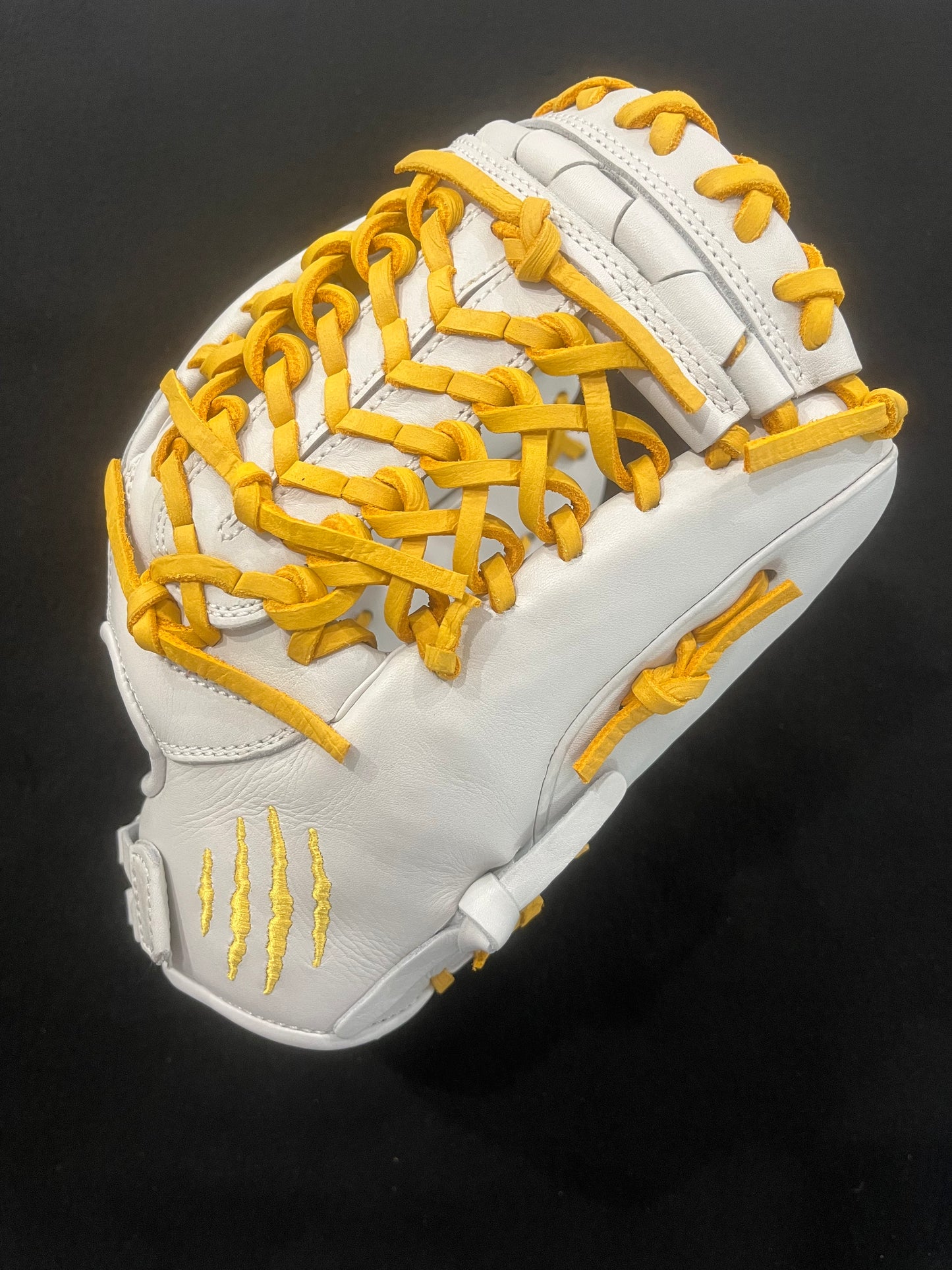 12" RHT KIP B-15 WEB WHITE W/YELLOW LACE