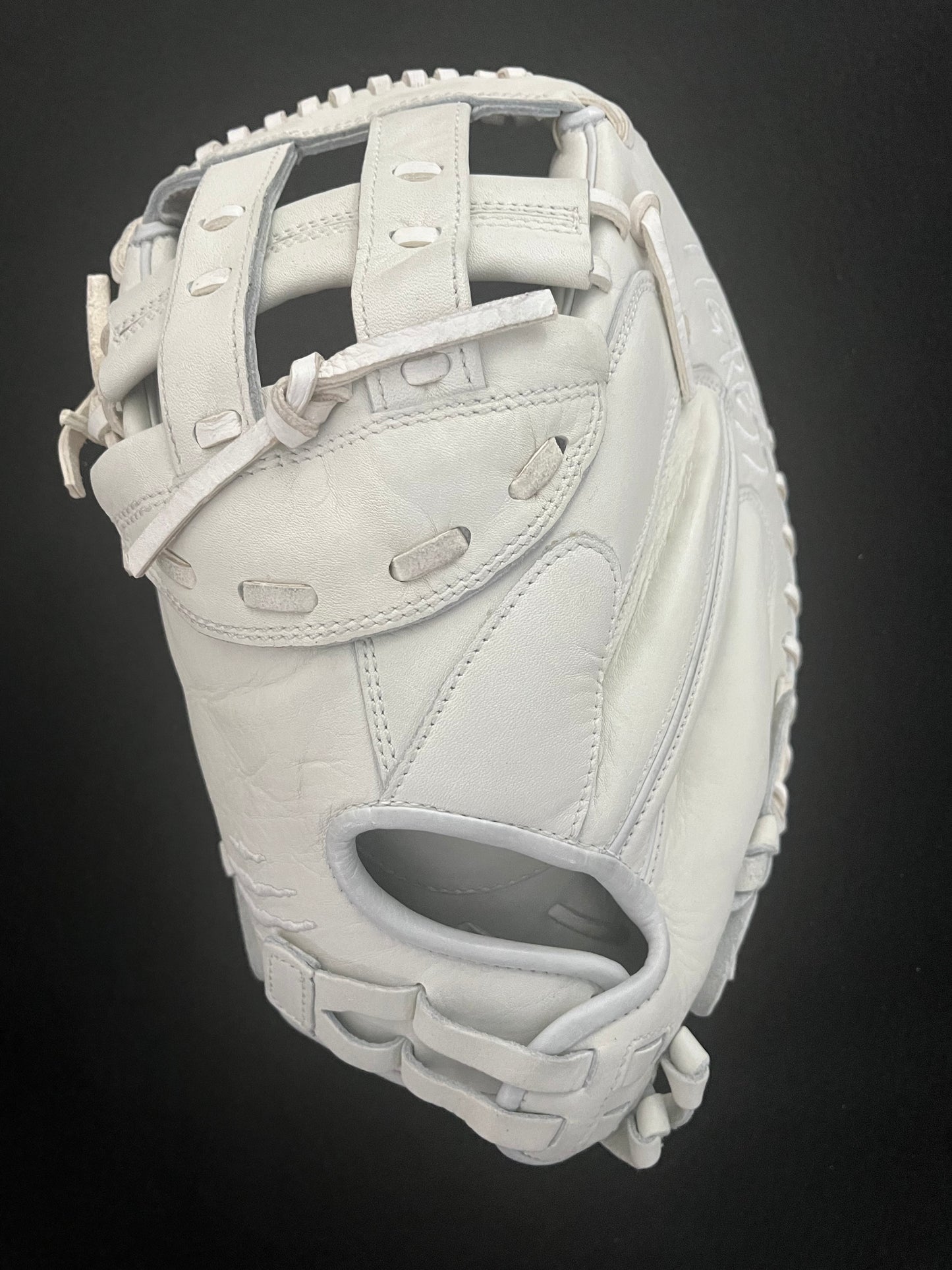 PRO GRADE LEFT HAND THROW CATCHER'S MITT