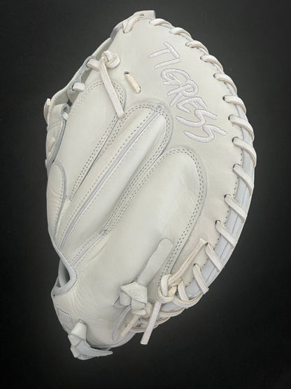 PRO GRADE LEFT HAND THROW CATCHER'S MITT