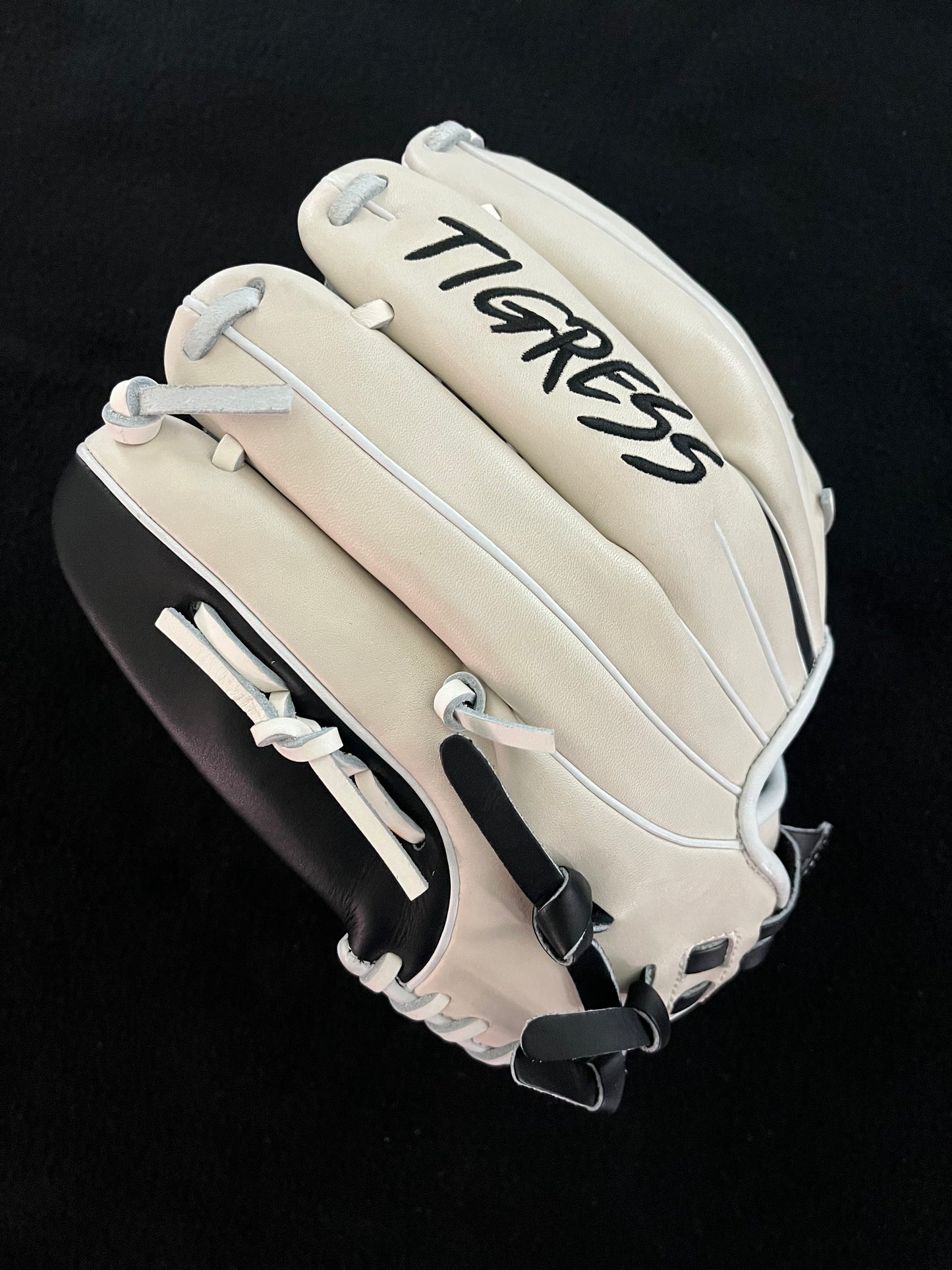PRO BEIGE, BLACK AND WHITE  B-15 WEB RHT/LHT