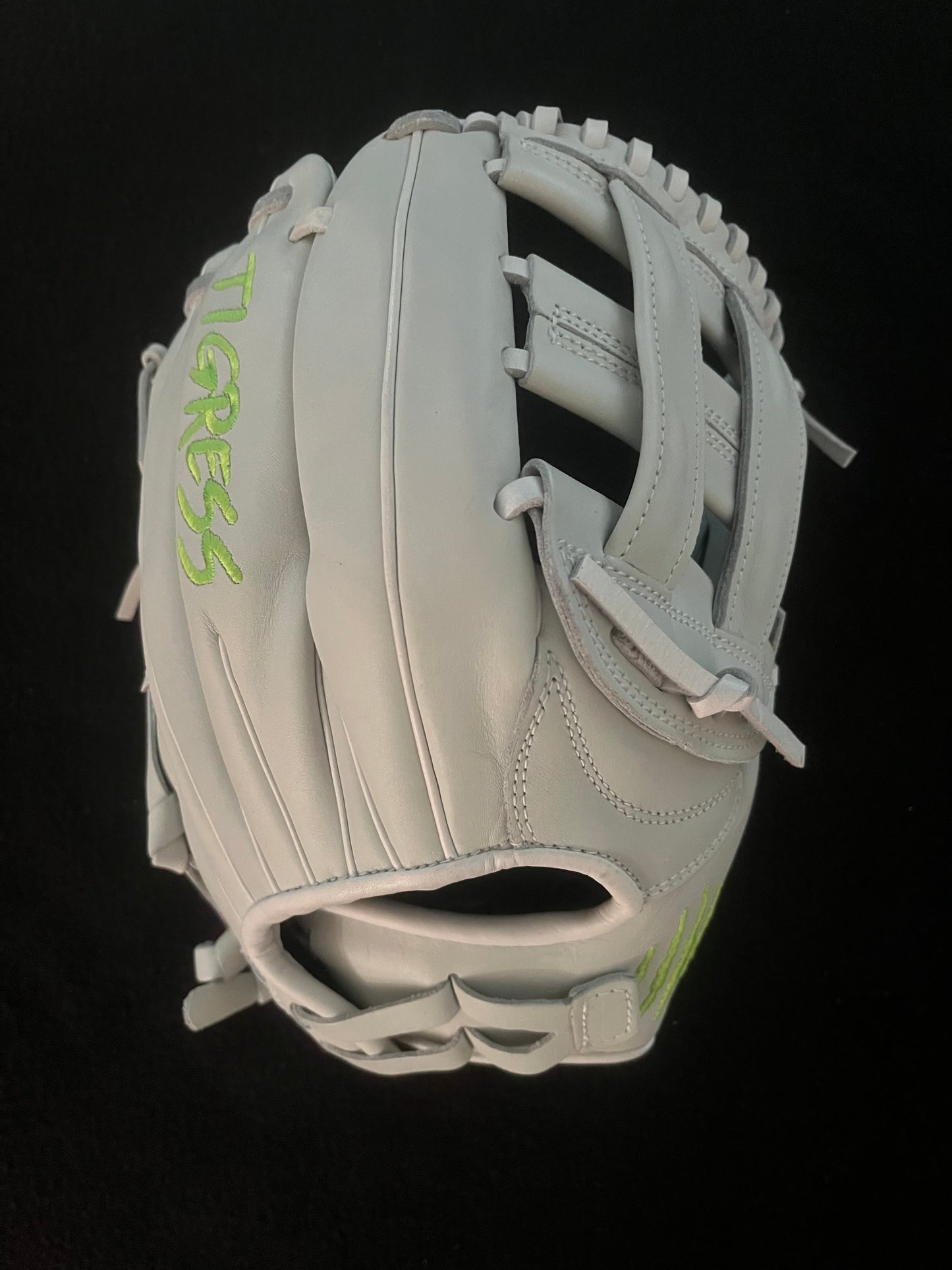 CUB SERIES 12" BABY GRAY AND NEON GREEN