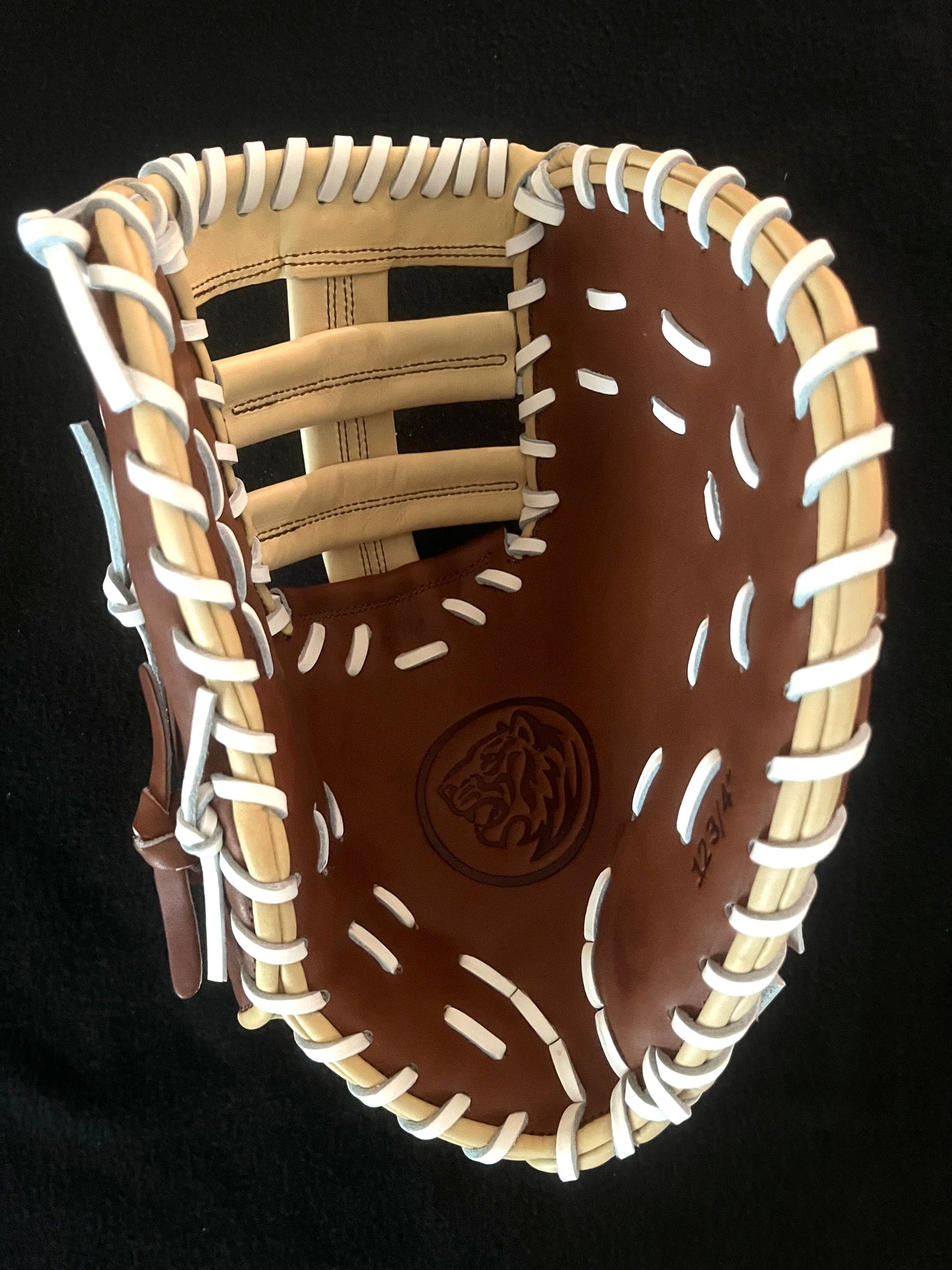 FIRST BASE MOCHA, CAMEL AND WHITE