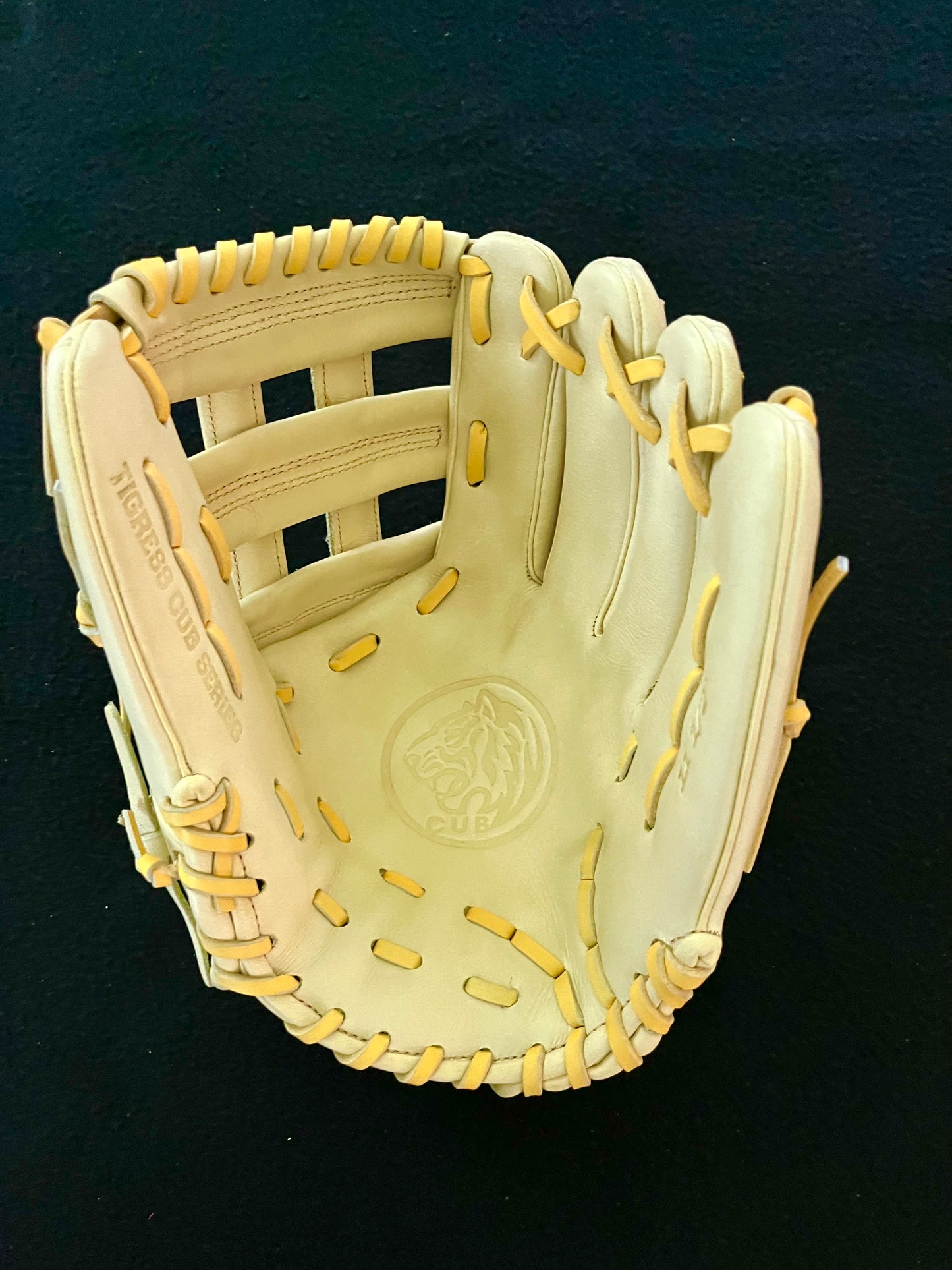 CUB SERIES CAMEL WITH BEIGE LOGO