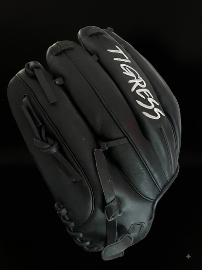 CUB SERIES BLACK W/ WHITE LOGOS