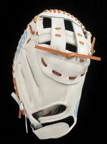 CUB 33" CATCHER'S MITT RHT WHITE W/ RAWHIDE LACE, LIGHT BLUE LOGOS