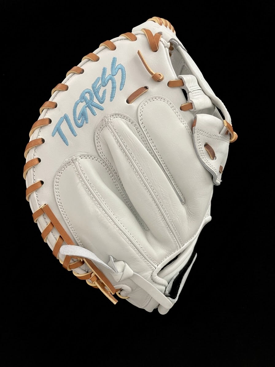 CUB 33" CATCHER'S MITT RHT WHITE W/ RAWHIDE LACE, LIGHT BLUE LOGOS